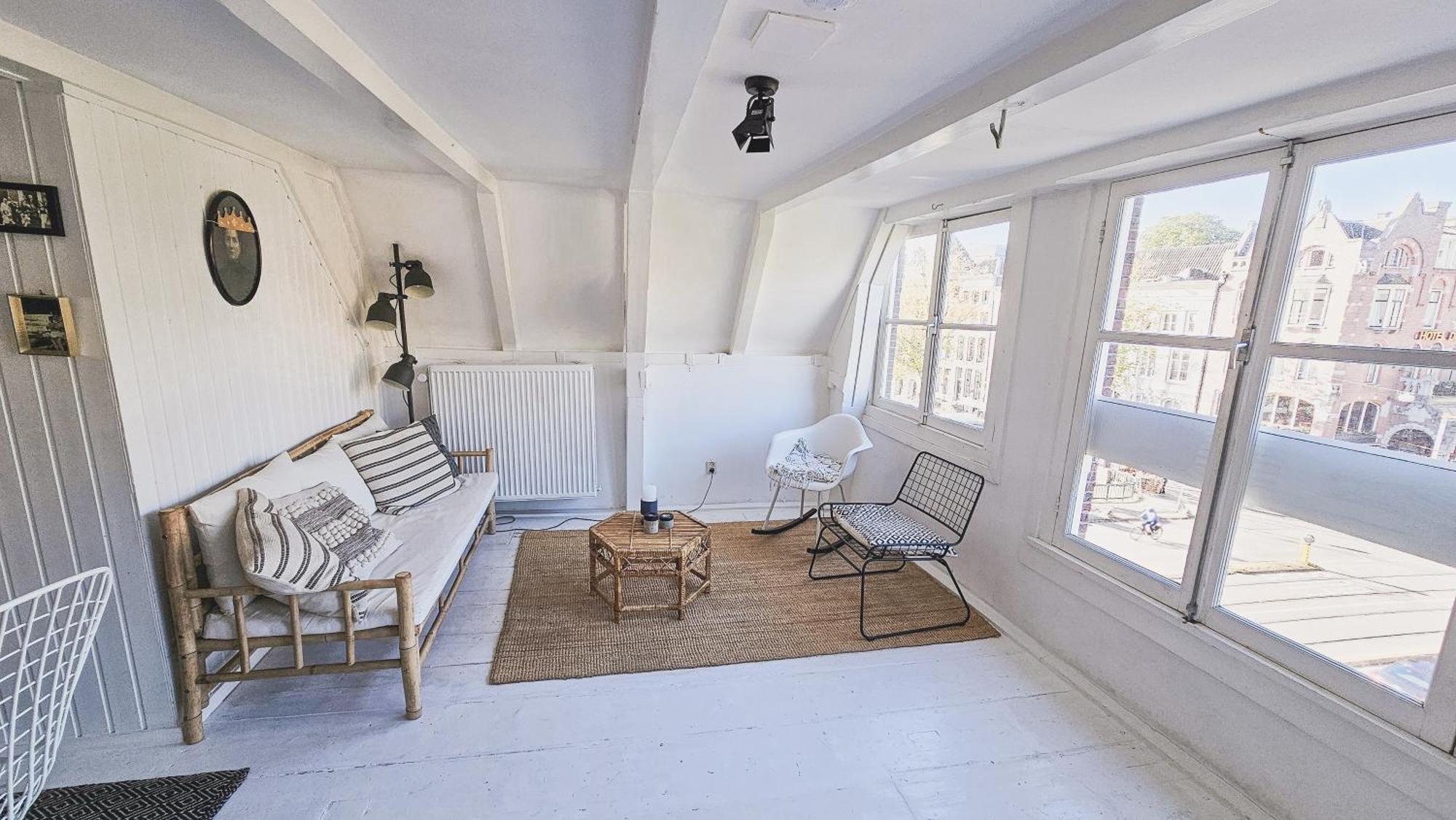 Two Bedroom Apartment In Historic Canalhouse From 1618 - City Centre Amsterdam Exterior foto