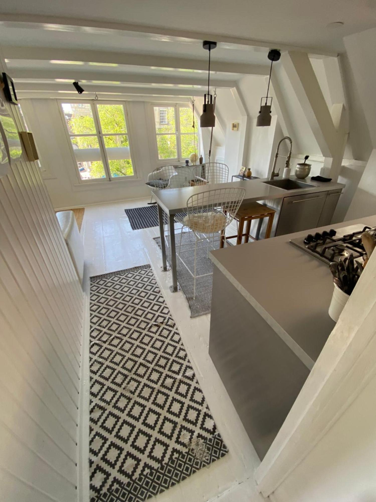 Two Bedroom Apartment In Historic Canalhouse From 1618 - City Centre Amsterdam Exterior foto